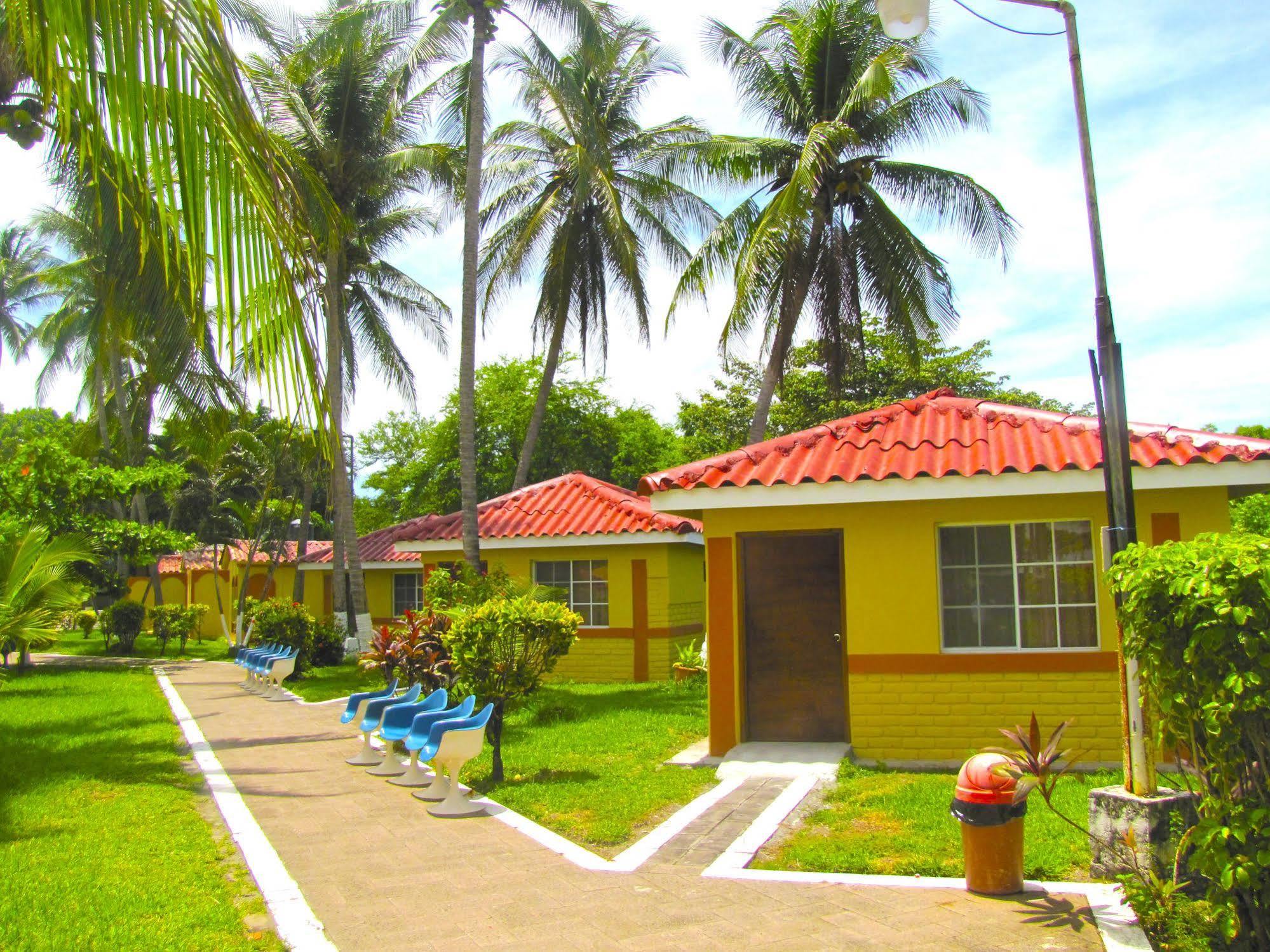 Hotel Tropiclub Playa El Cuco Esterno foto